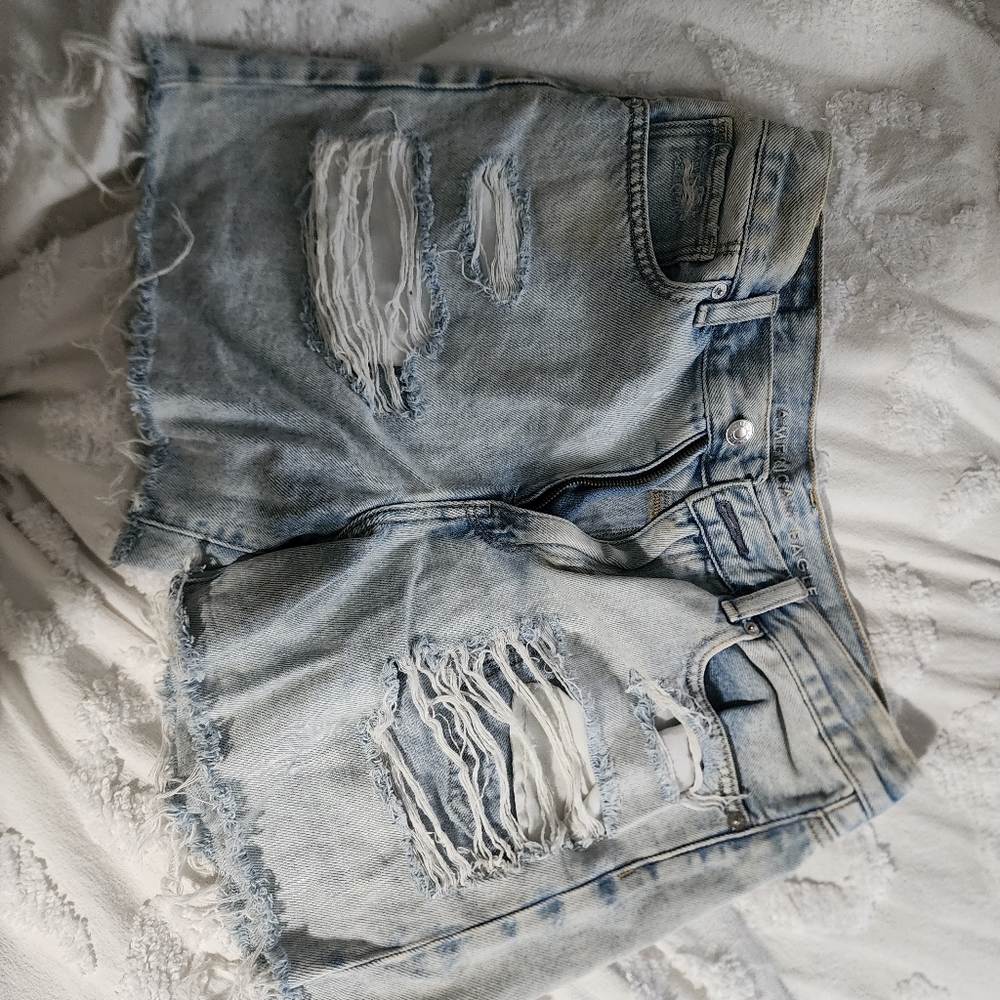 American Eagle Mom Short